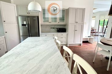 Jalan Setia Duta U13/21J