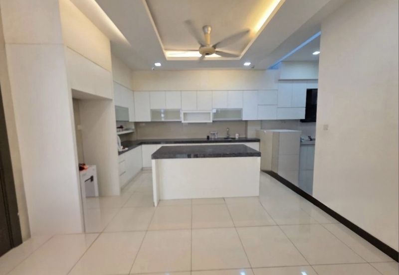 Jalan Setia Tropika U13/18