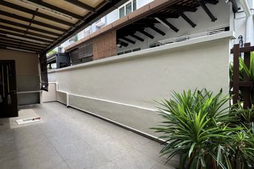 Jalan Setia Tropika U13/18