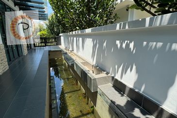 Jalan Setia Duta U13/23X