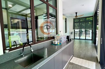 Jalan Setia Duta U13/23X