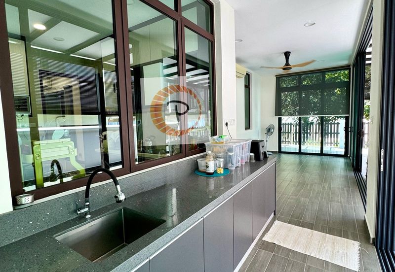 Jalan Setia Duta U13/23X