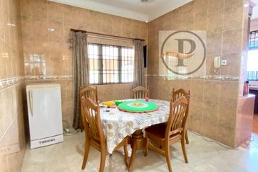 Hillside Manor. Kota Kemuning Bungalow 