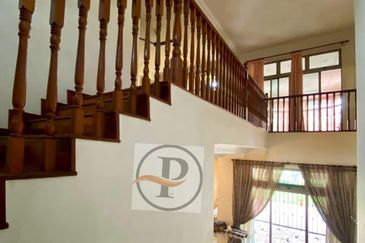 Hillside Manor. Kota Kemuning Bungalow 