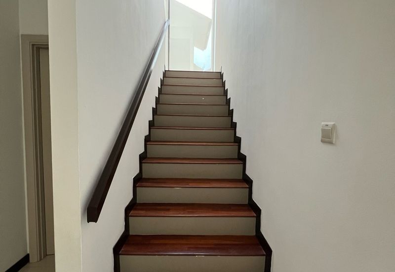 Jalan Setia Nusantara U13/22L