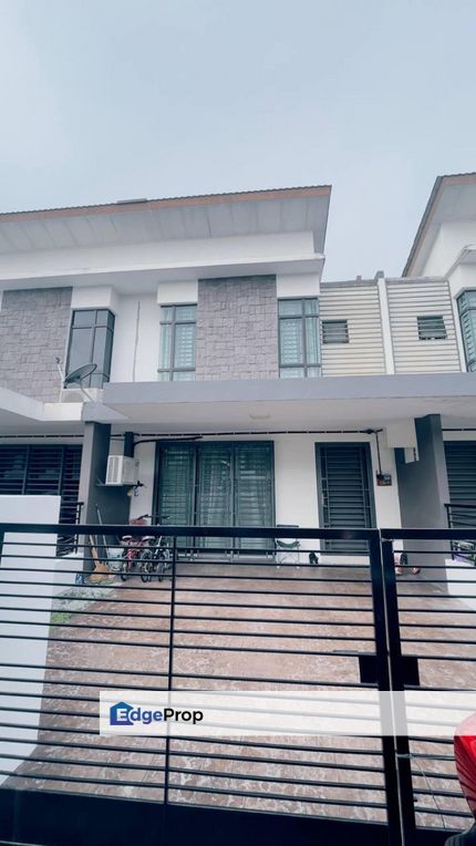 RENOVATED Double Storey Saujana KLIA Phase 1B (CELOSIA), Selangor, Sepang