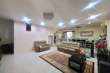 PERDANA COLLEGE HEIGHT