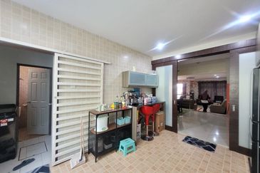 PERDANA COLLEGE HEIGHT