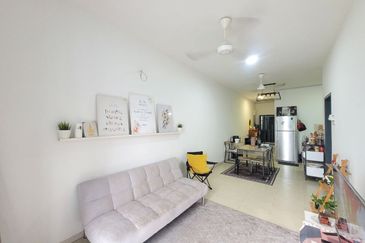 PR1MA Lakefront Homes