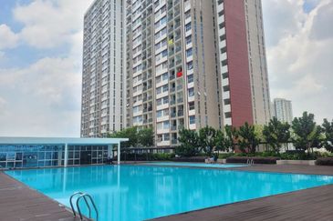 PR1MA Lakefront Homes