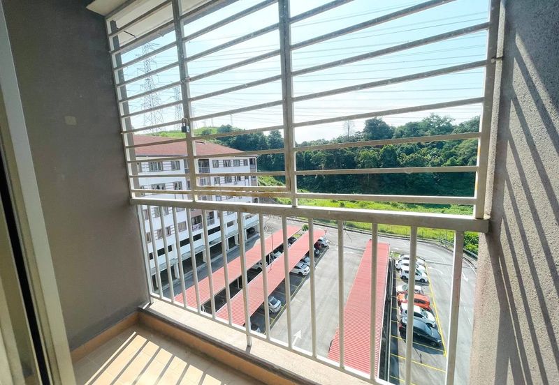 Suria Tropika Apartment