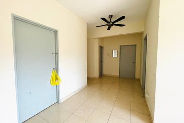 Suria Tropika Apartment