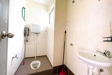 Suria Tropika Apartment