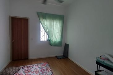 NILAI IMPIAN (LAMAN ORKID)