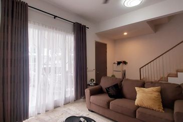 NILAI IMPIAN (LAMAN ORKID)