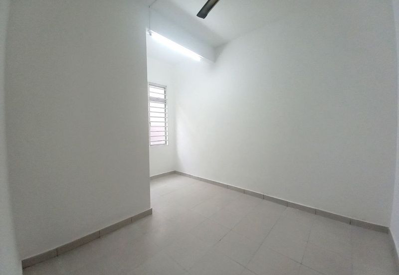 Taman Salak Baiduri, Labu