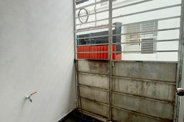 Taman Salak Baiduri, Labu