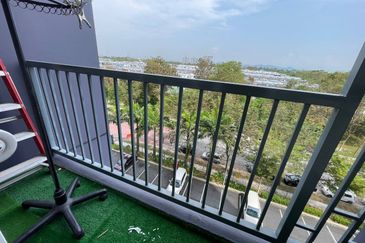 D'Kristal Apartment @ Setia EcoHill (Pangsapuri D'Kristal)