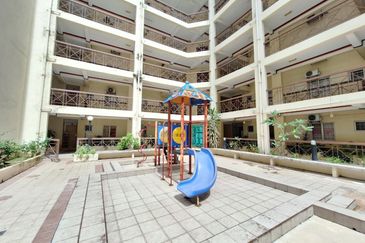 Tasik Mewah Condominium