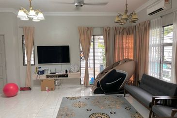 Taman Tasik Semenyih (Lake Residence)