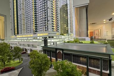 RESIDENSI NALURI Mahkota Cheras