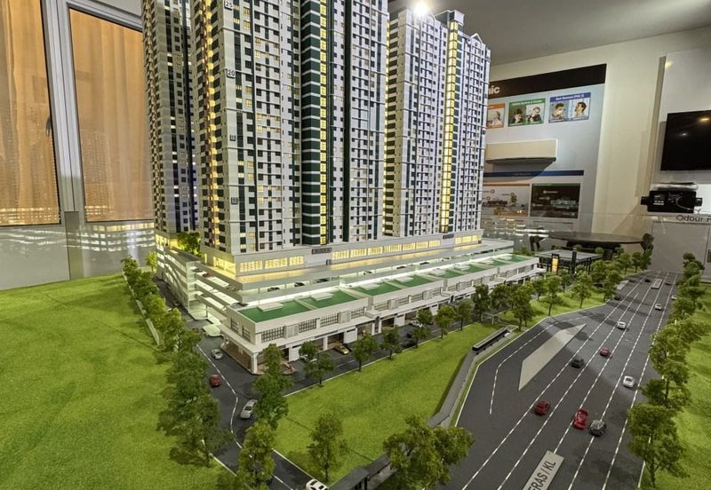 RESIDENSI NALURI Mahkota Cheras