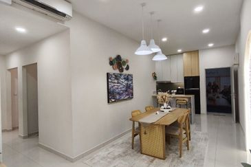 RESIDENSI NALURI Mahkota Cheras