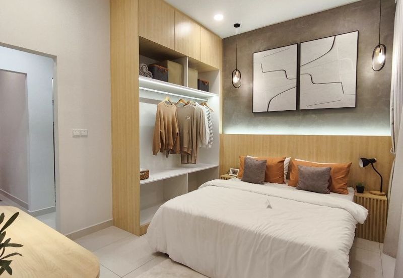 RESIDENSI NALURI Mahkota Cheras