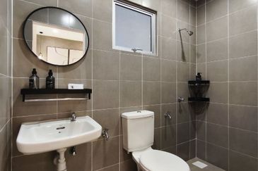 RESIDENSI NALURI Mahkota Cheras