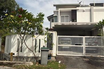 Laman Delfina @ Nilai Impian