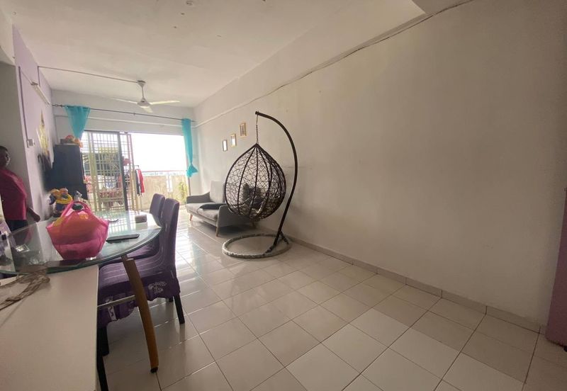 Vista Millennium Condominiums