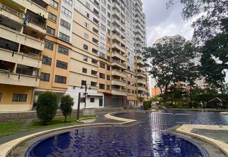 Vista Millennium Condominiums