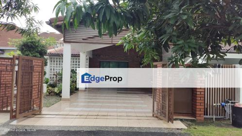 RENOVATED END LOT Double Storey Taman Salak Indah, Bandar Baru Salak Tinggi., Selangor, Sepang