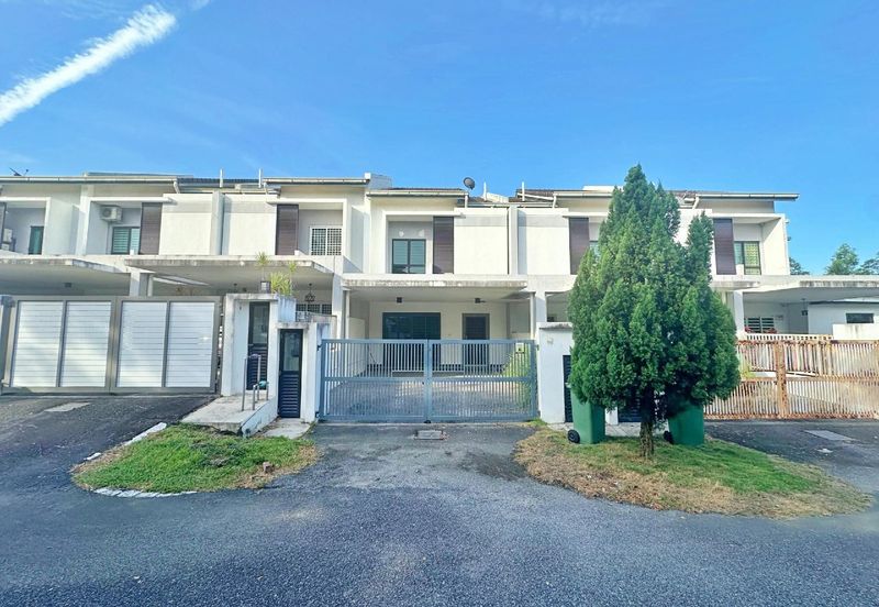 Laman Delfina @ Nilai Impian