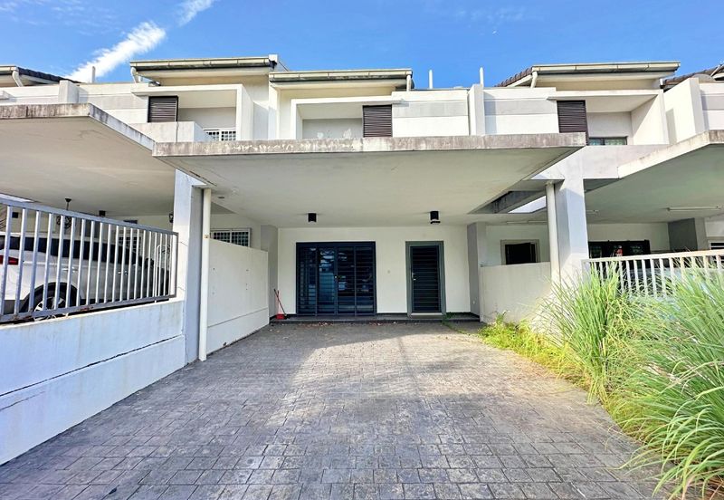 Laman Delfina @ Nilai Impian