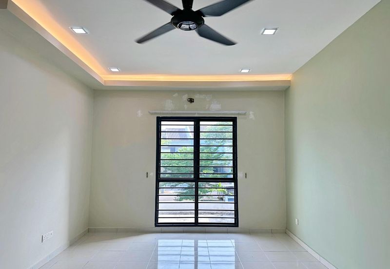 Laman Delfina @ Nilai Impian