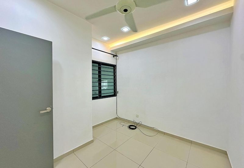 Laman Delfina @ Nilai Impian