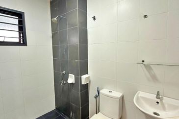 Laman Delfina @ Nilai Impian