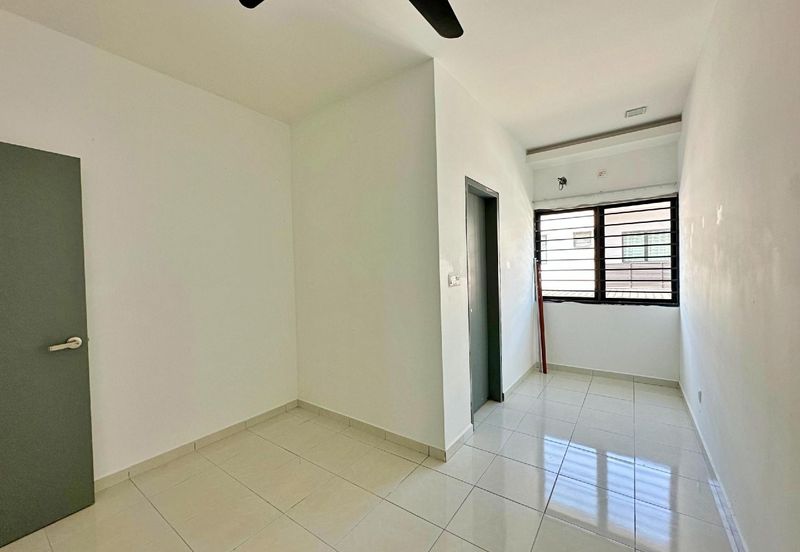 Laman Delfina @ Nilai Impian