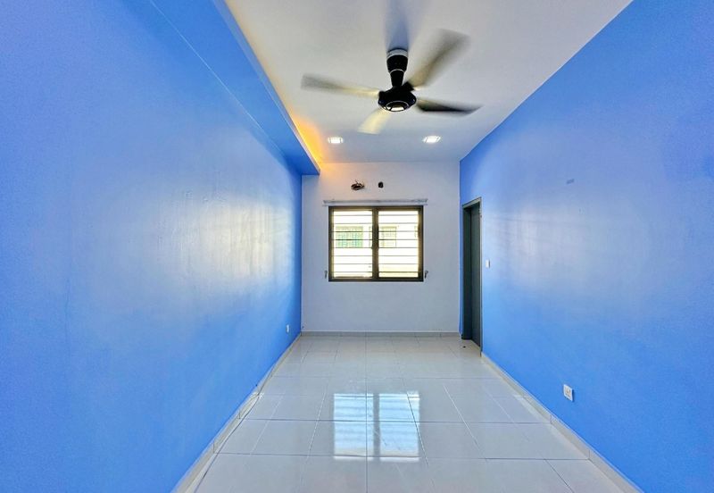 Laman Delfina @ Nilai Impian