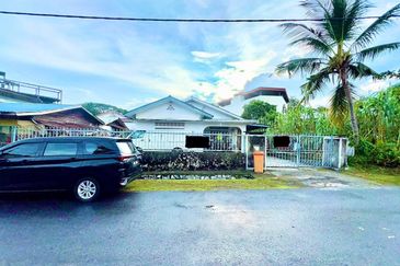 BIG LAND Single Storey Bungalow Seri Kembangan