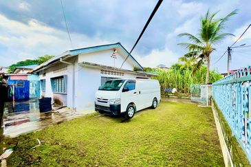 BIG LAND Single Storey Bungalow Seri Kembangan