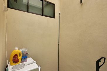 TAMAN BAYU INDERA, LUKUT