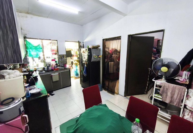 Taman Langat Utama 3 @ Jalan Halia 6