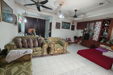 Taman Dahlia, Sepang