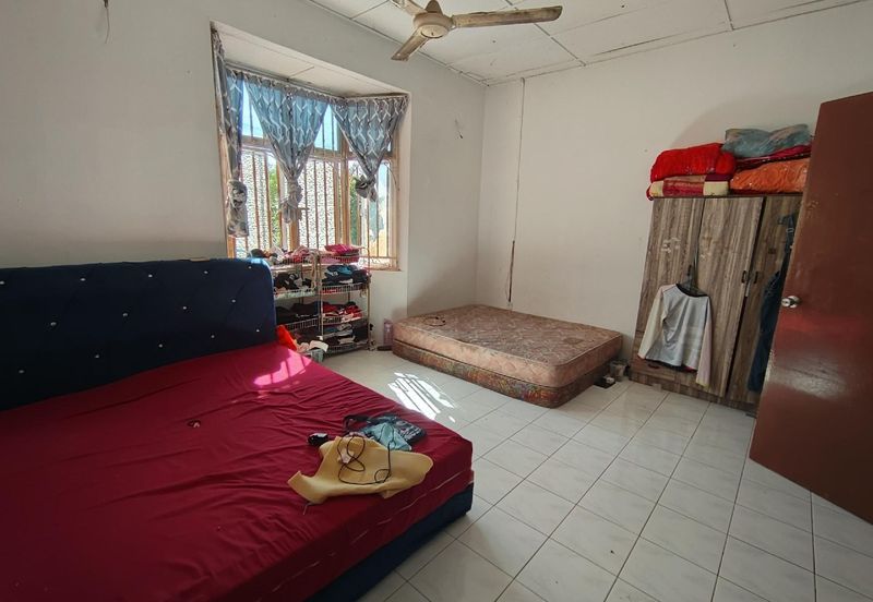 Taman Dahlia, Sepang