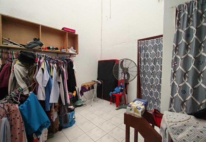 Taman Dahlia, Sepang