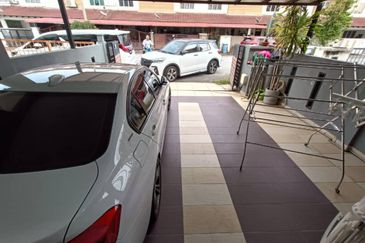 Jalan SP 8 @ Bandar Saujana Putra