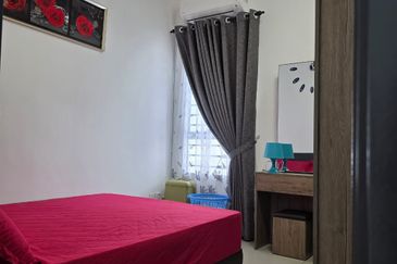 WOODBURY @ MAHKOTA HILLS