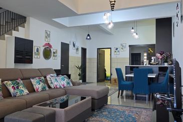 WOODBURY @ MAHKOTA HILLS